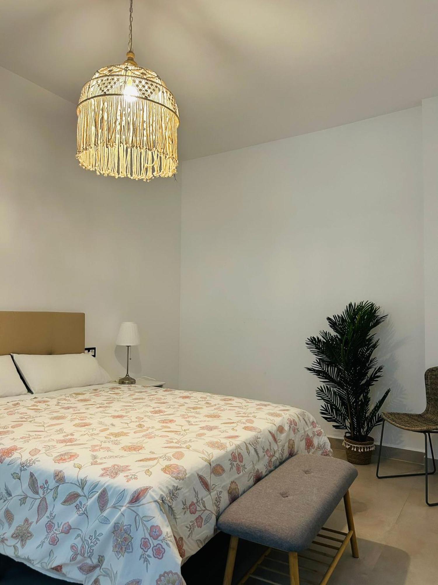 Victoria Beach Premium Малага Экстерьер фото